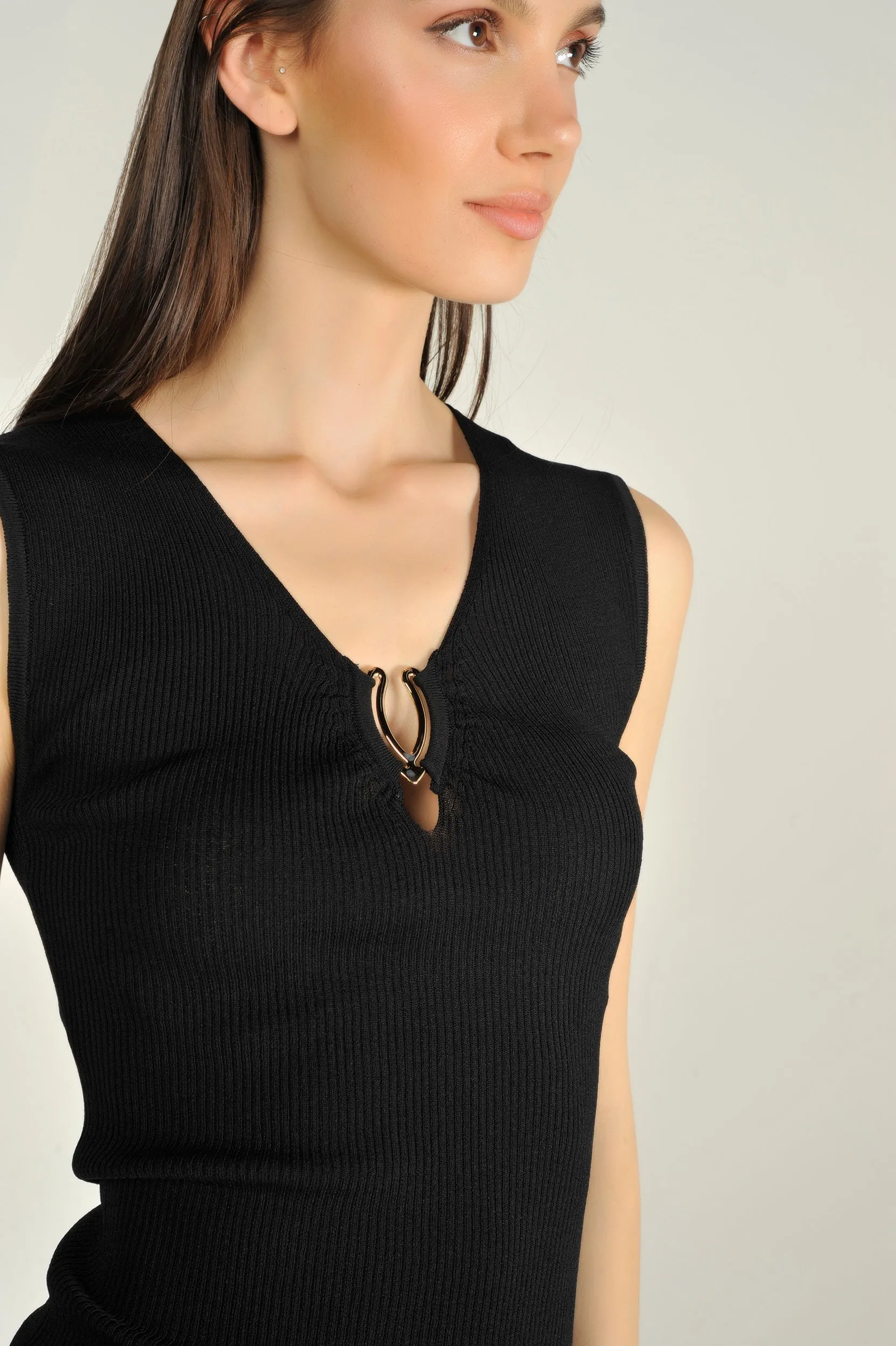 Camisole côtelée à col en V - LILIA - (E-A4)