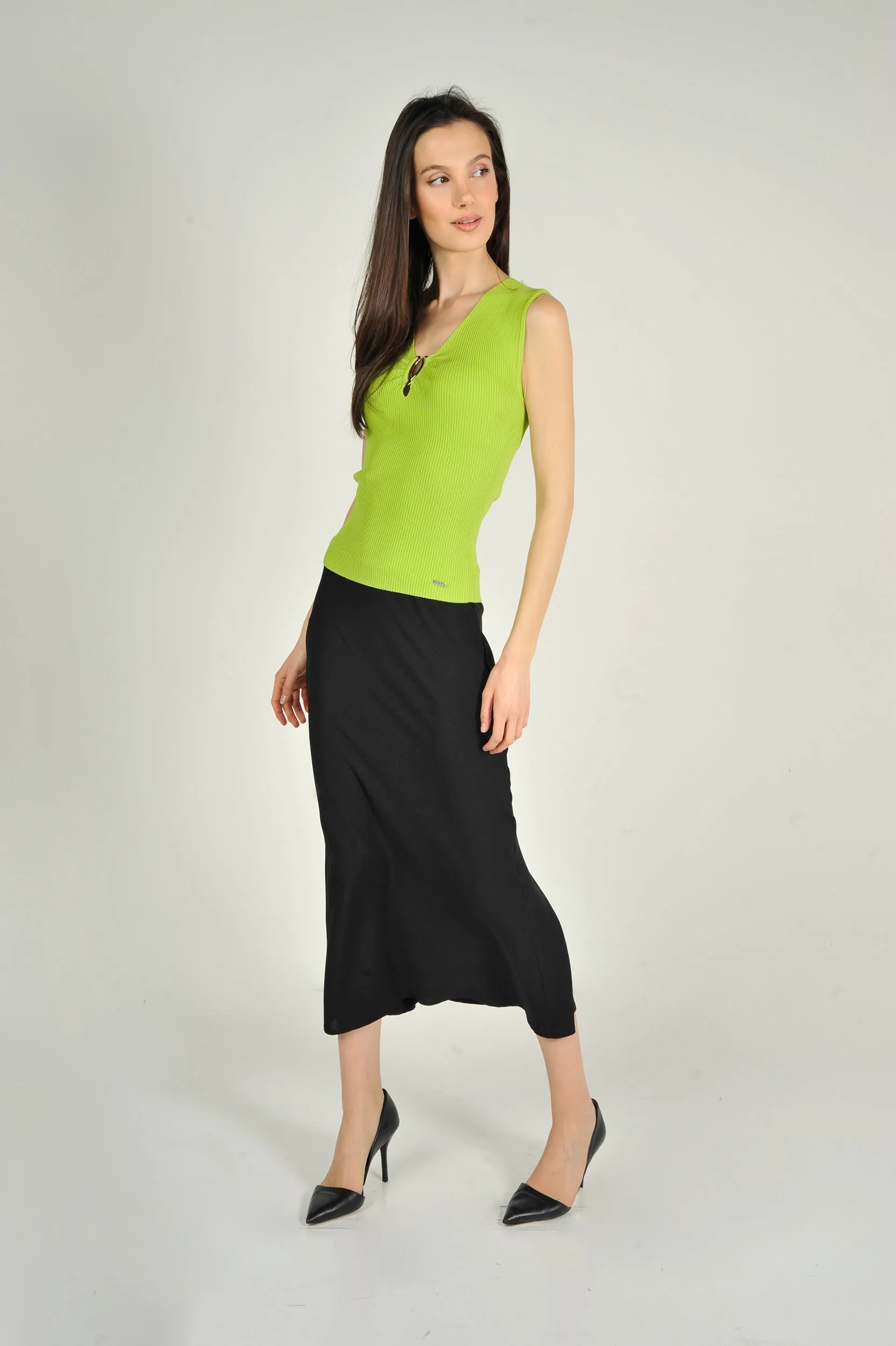 Camisole côtelée à col en V - LILIA - (E-A4)