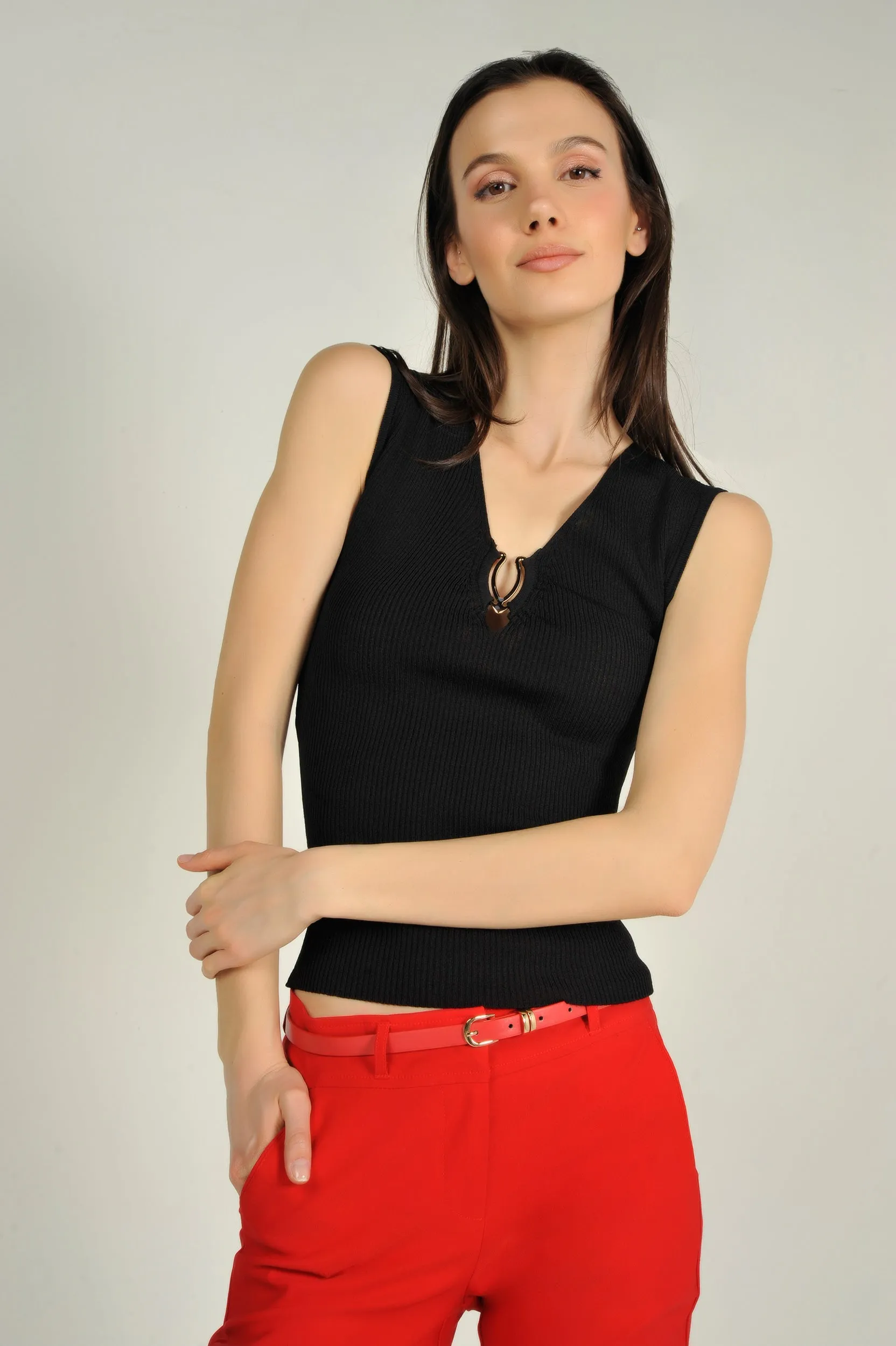 Camisole côtelée à col en V - LILIA - (E-A4)