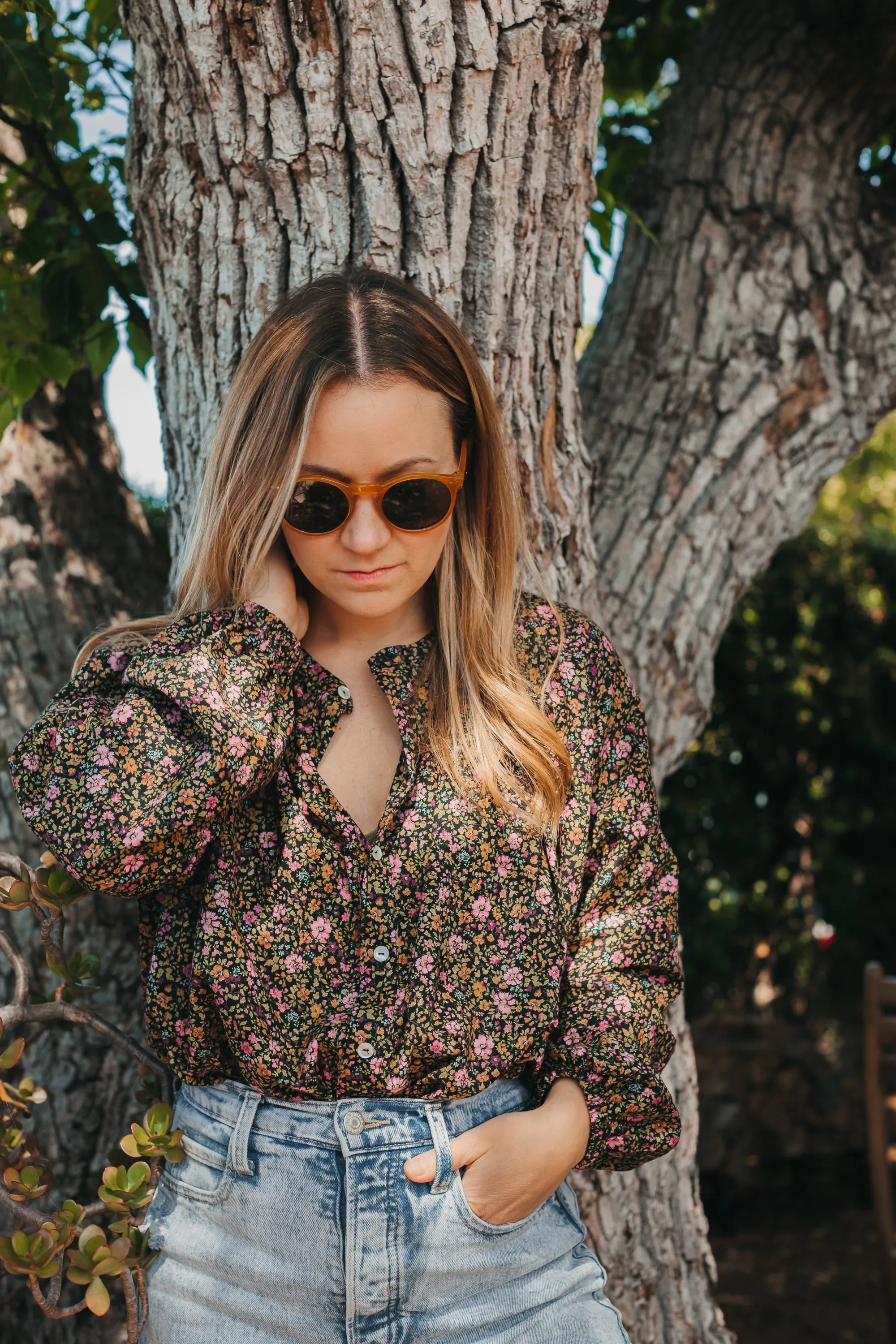 Clive Button Down Blouse - Dark Floral