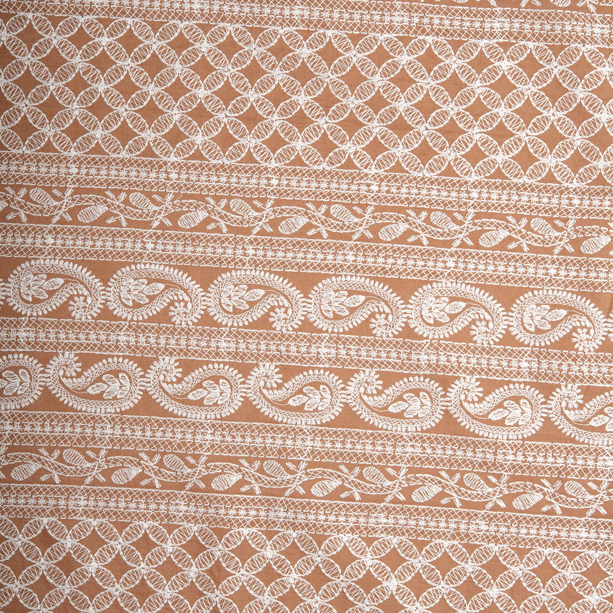 Fashion Embroidery - MARGARET - Hazelnut