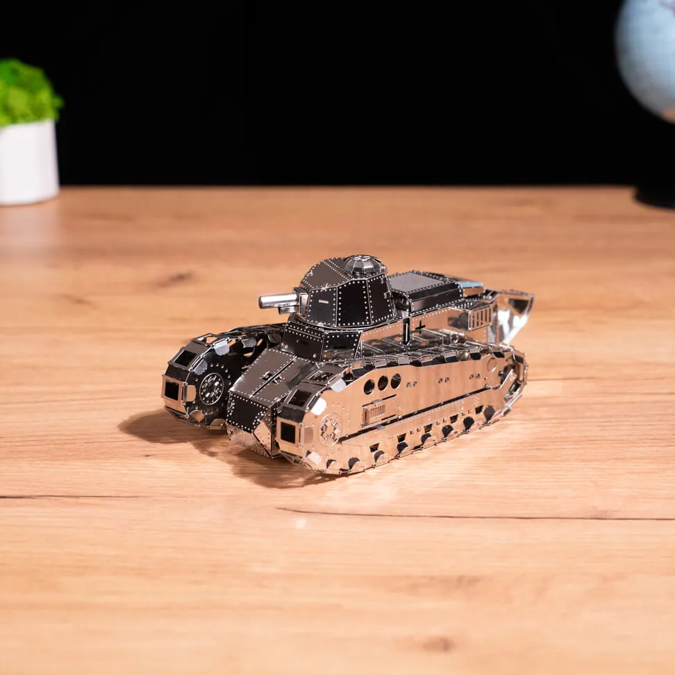 NIMBLE FIGHTER RENAULT FT-17 "Mosquito" TANK