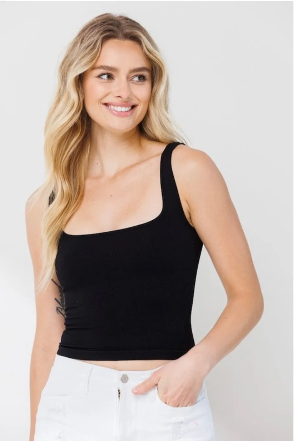 SEAMLESS BASIC TOP